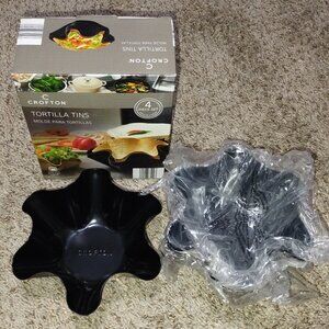 Crofton Tortilla Tins 4-Piece Set NIB.